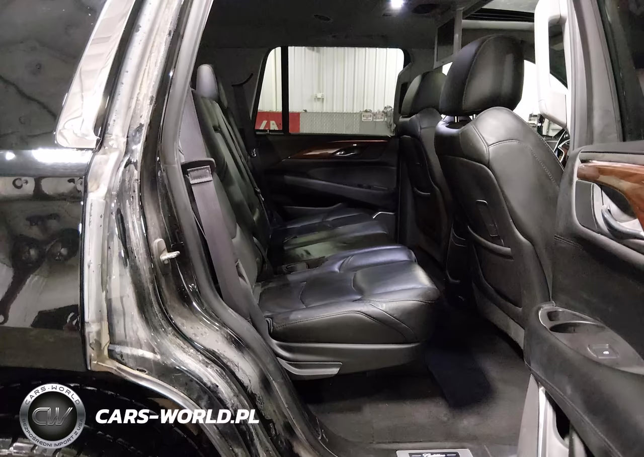 2016 Cadillac Escalade Luxury Collection VIN:1GYS4BKJ8GR417042 - 8