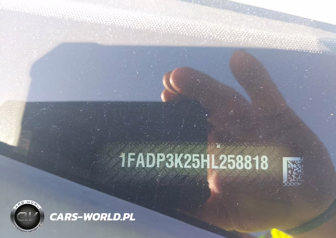 2017 Ford Focus Se VIN:1FADP3K25HL258818 - 13