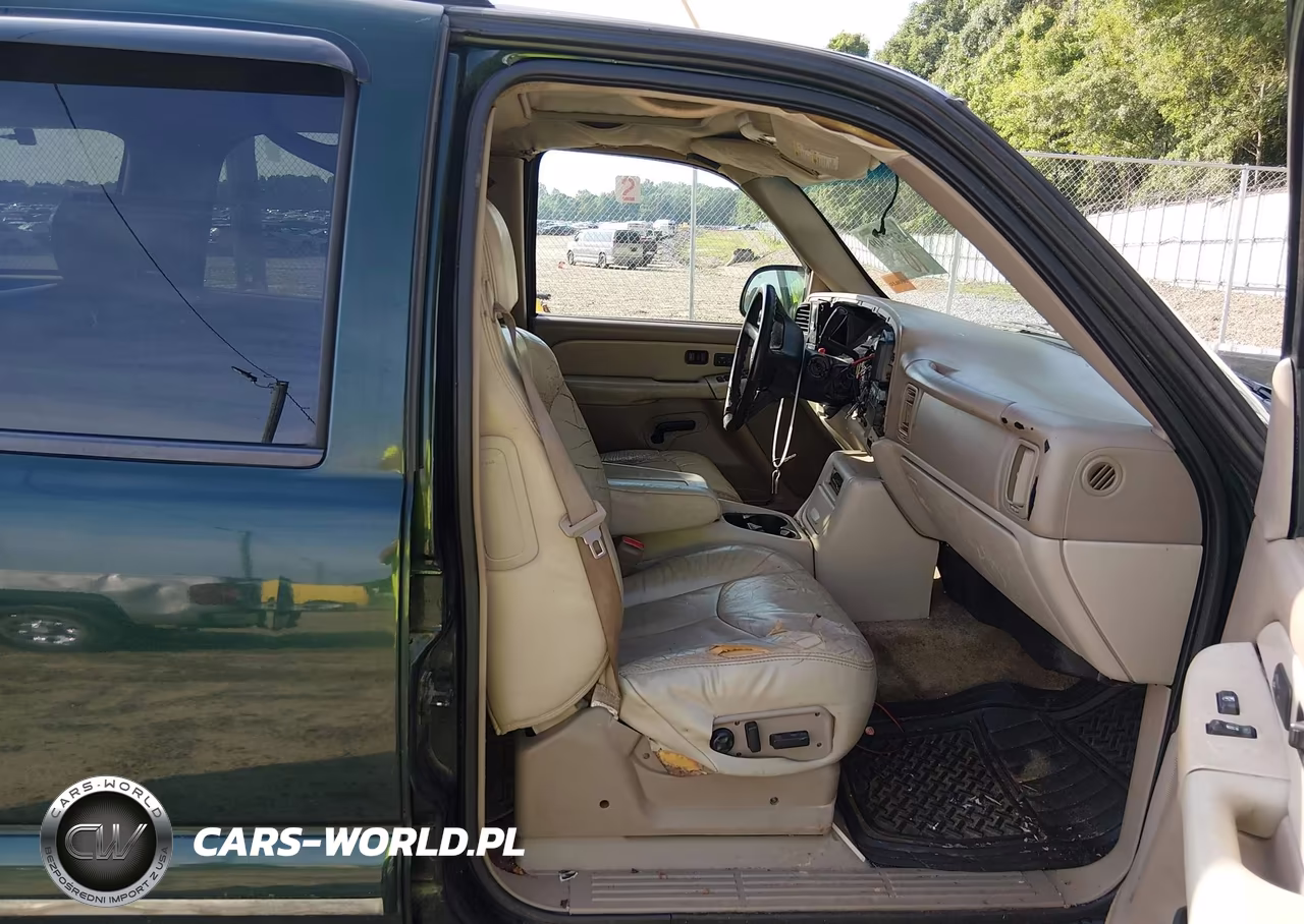 2001 Chevrolet Tahoe Lt VIN:1GNEC13TX1R136200 - 5