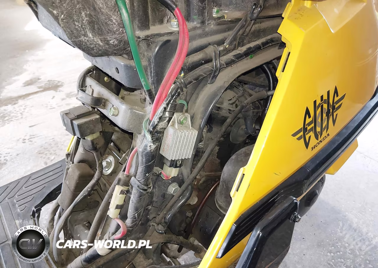 2001 Honda Ch80 VIN:3H1HF03051D600780 - 9