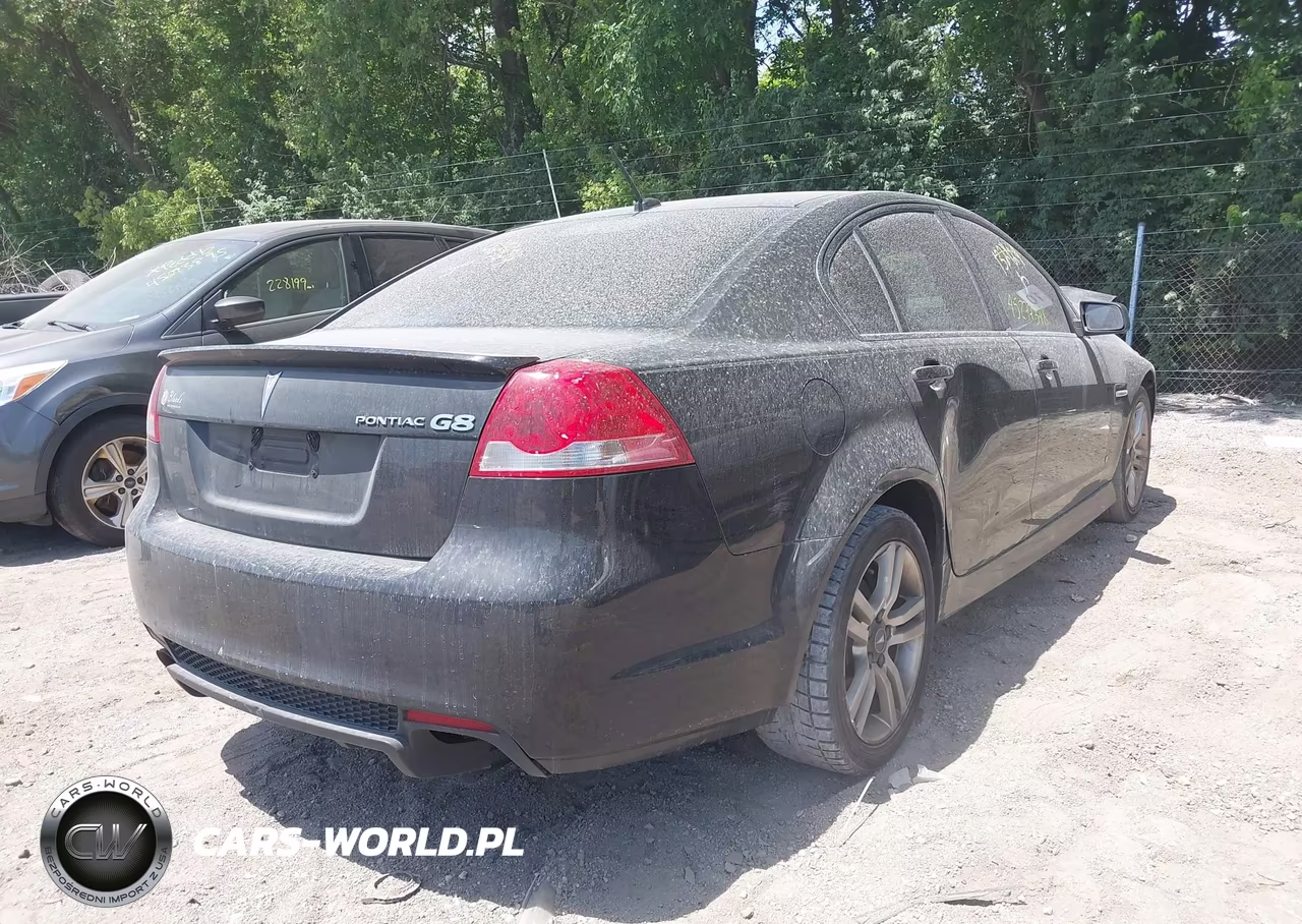 2008 Pontiac G8 VIN:6G2ER57718L132424 - 4