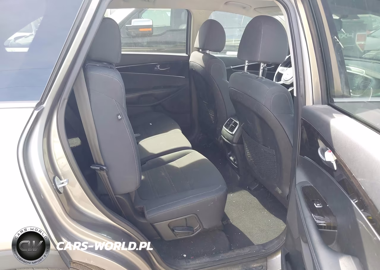2019 Kia Sorento 2.4L Lx VIN:5XYPGDA32KG552879 - 8