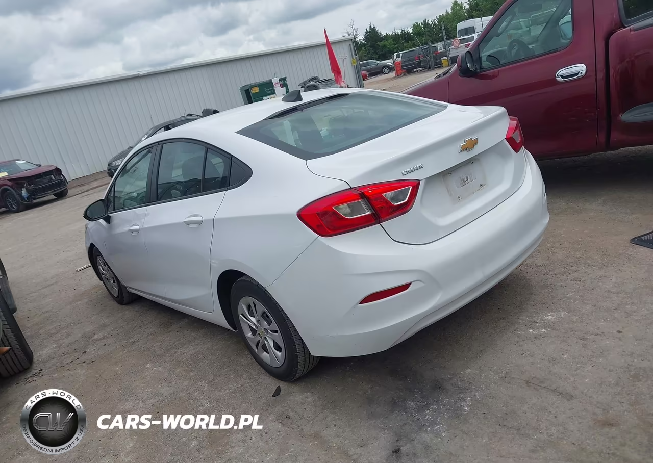2019 Chevrolet Cruze Ls VIN:1G1BC5SM5K7100708 - 3