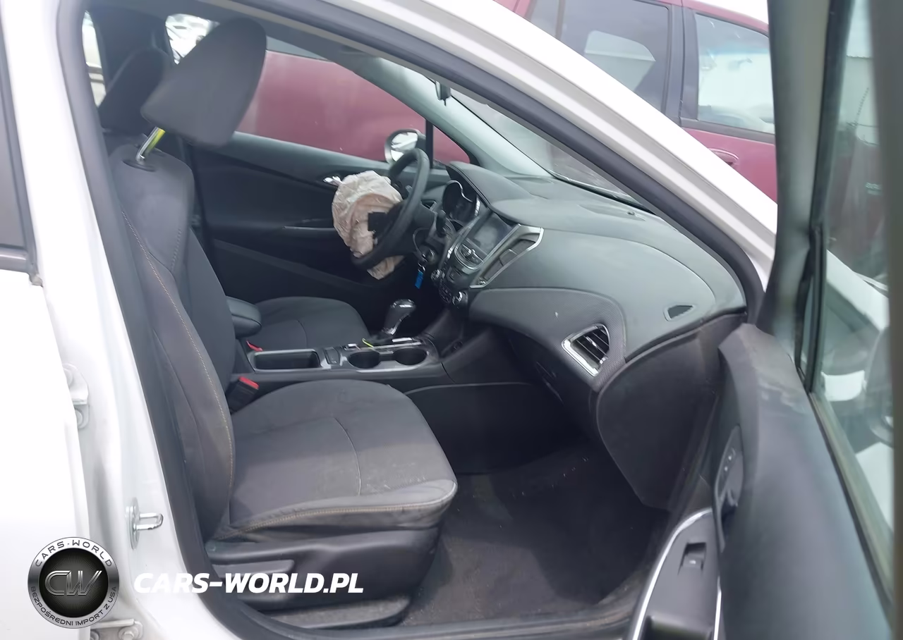 2019 Chevrolet Cruze Ls VIN:1G1BC5SM5K7100708 - 5
