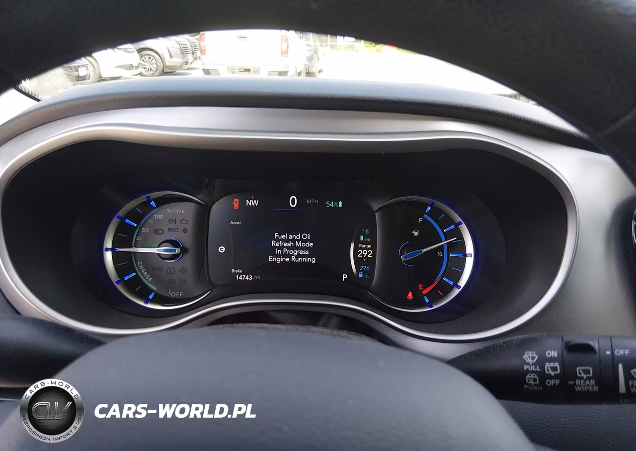 2019 Chrysler Pacifica Hybrid Touring Plus VIN:2C4RC1H78KR679076 - 7
