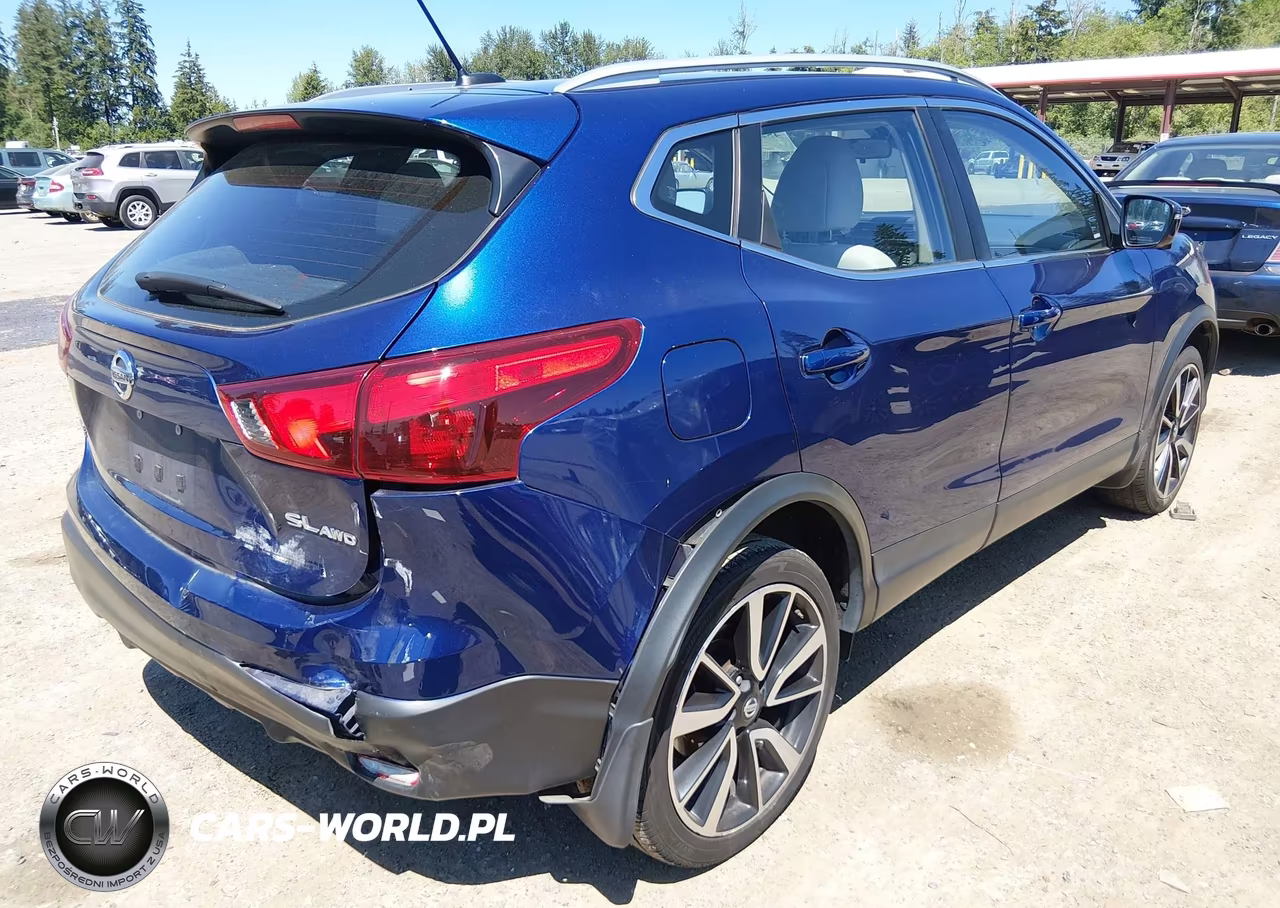 2018 Nissan Rogue Sport Sl VIN:JN1BJ1CR1JW206807 - 4