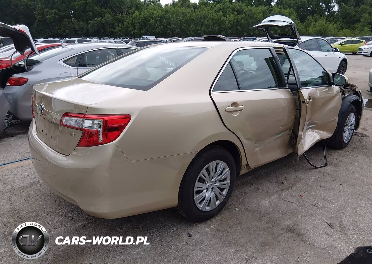 2012 Toyota Camry Le VIN:4T4BF1FK4CR264682 - 4