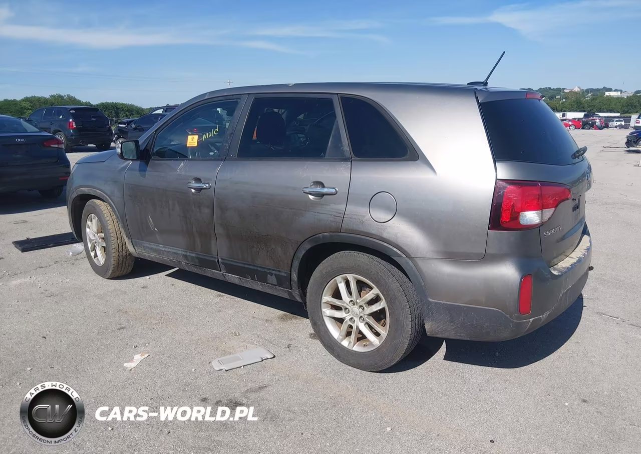 2015 Kia Sorento Lx VIN:5XYKT3A66FG602022 - 3