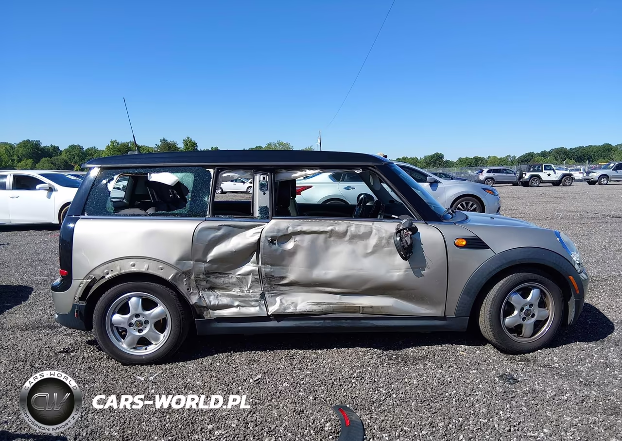 2008 Mini Cooper Clubman VIN:WMWML33578TJ47120 - 14