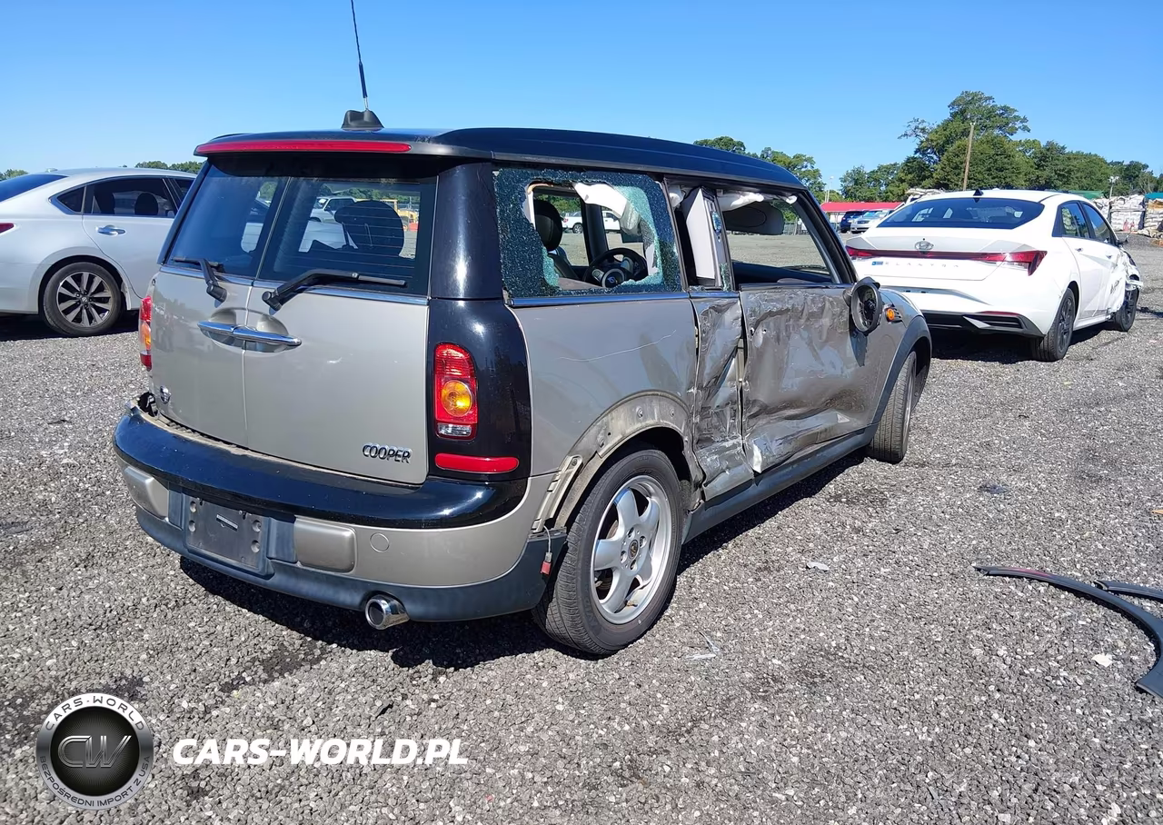 2008 Mini Cooper Clubman VIN:WMWML33578TJ47120 - 4