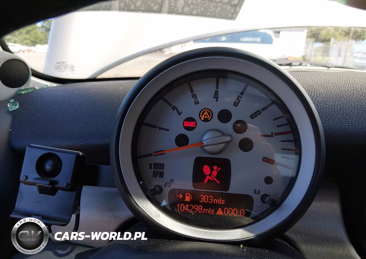 2008 Mini Cooper Clubman VIN:WMWML33578TJ47120 - 7
