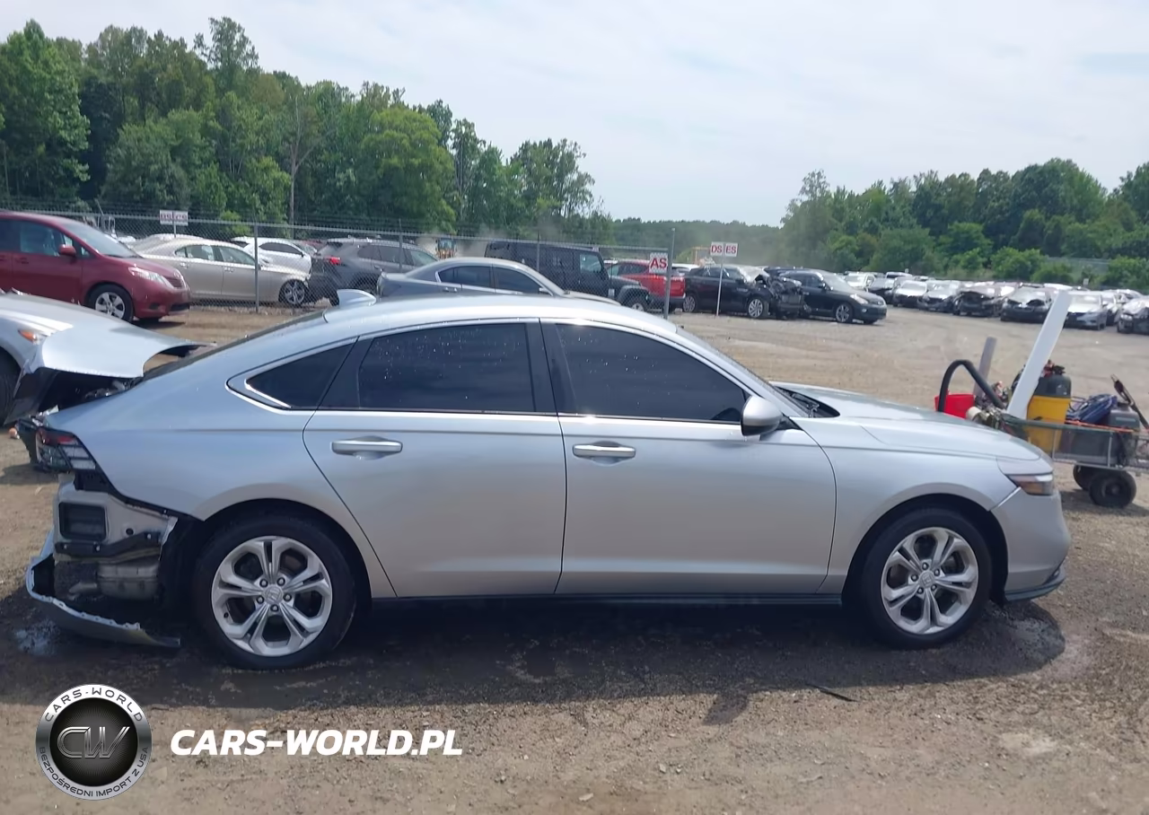 2025 Honda Accord Lx VIN:1HGCY1F2XSA042789 - 13