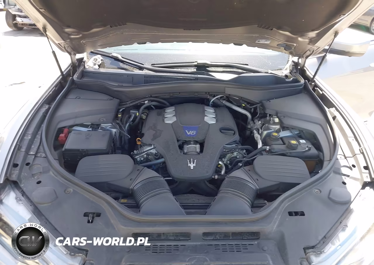 2019 Maserati Levante S Gransport VIN:ZN661YUS4KX313658 - 10