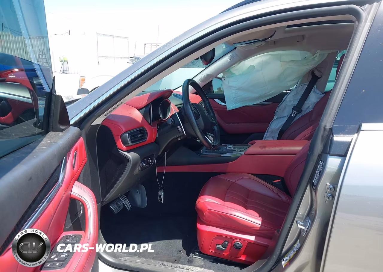 2019 Maserati Levante S Gransport VIN:ZN661YUS4KX313658 - 5