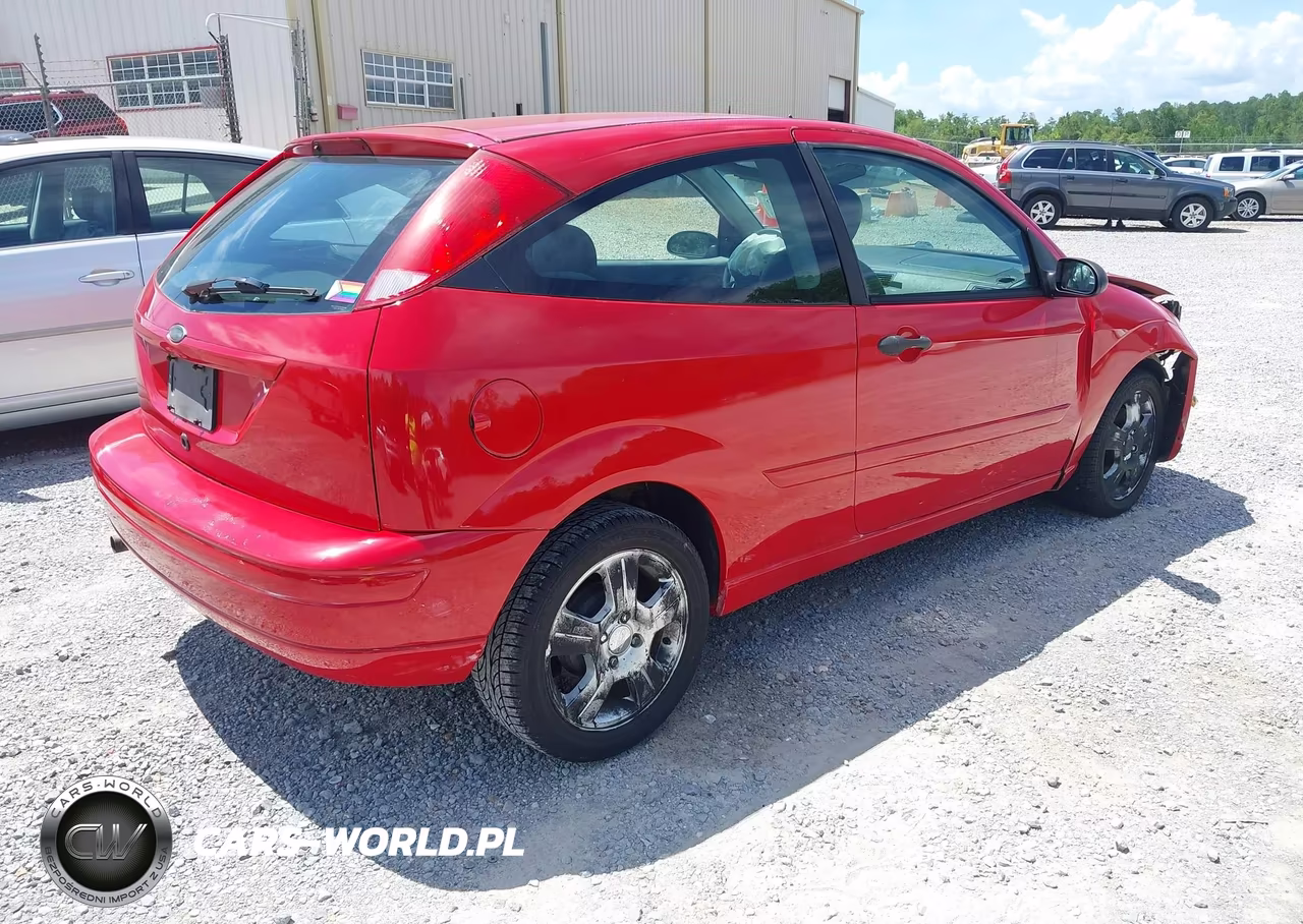 2005 Ford Focus Zx3 VIN:3FAFP31N25R159181 - 4