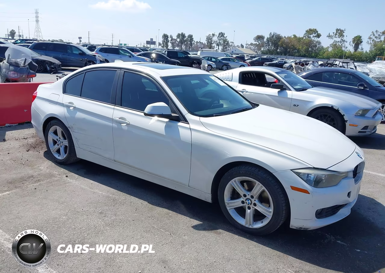 2014 BMW 328I – zdjęcie 1 z 11
