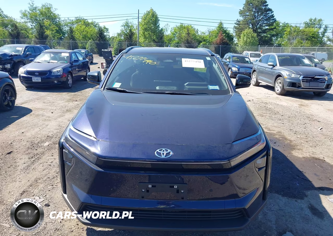 2026 Toyota Bz Xle Plus VIN:JTMBCAEB9TJ012937 - 12
