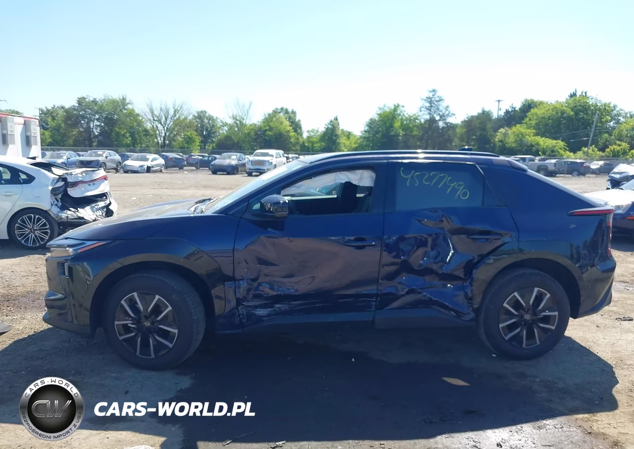 2026 Toyota Bz Xle Plus VIN:JTMBCAEB9TJ012937 - 14
