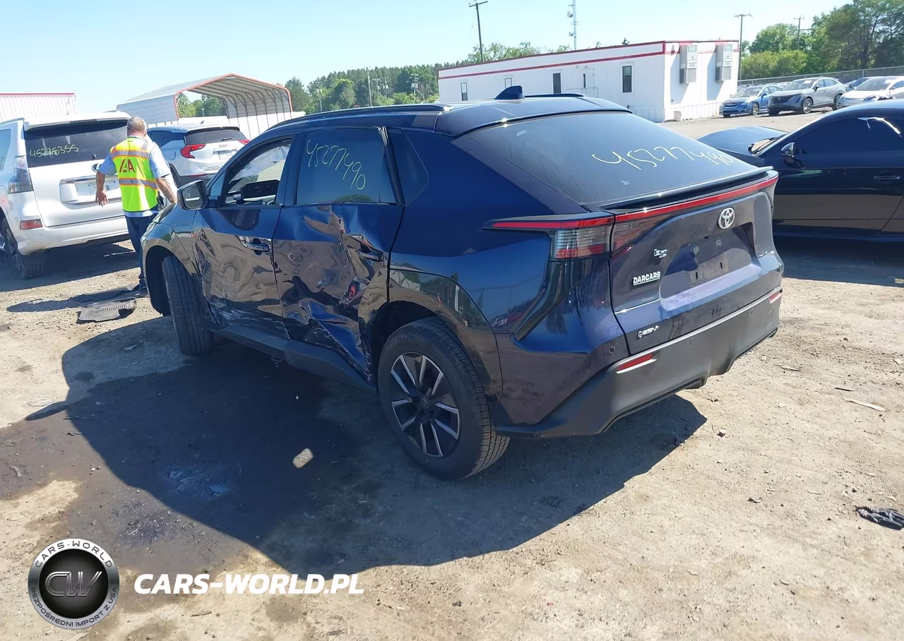 2026 Toyota Bz Xle Plus VIN:JTMBCAEB9TJ012937 - 3