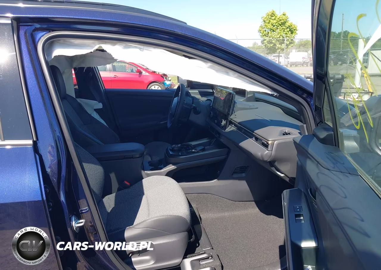 2026 Toyota Bz Xle Plus VIN:JTMBCAEB9TJ012937 - 5