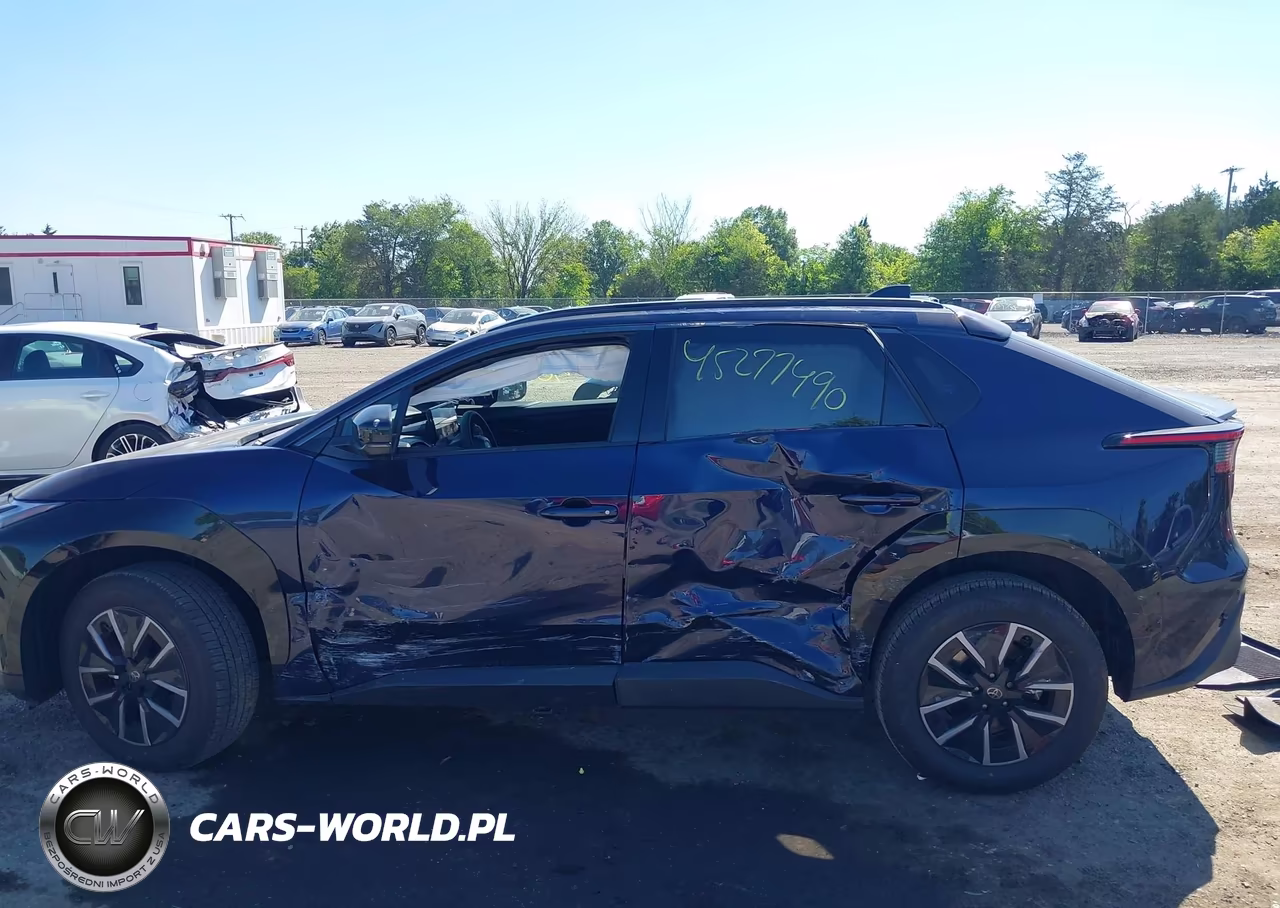 2026 Toyota Bz Xle Plus VIN:JTMBCAEB9TJ012937 - 6