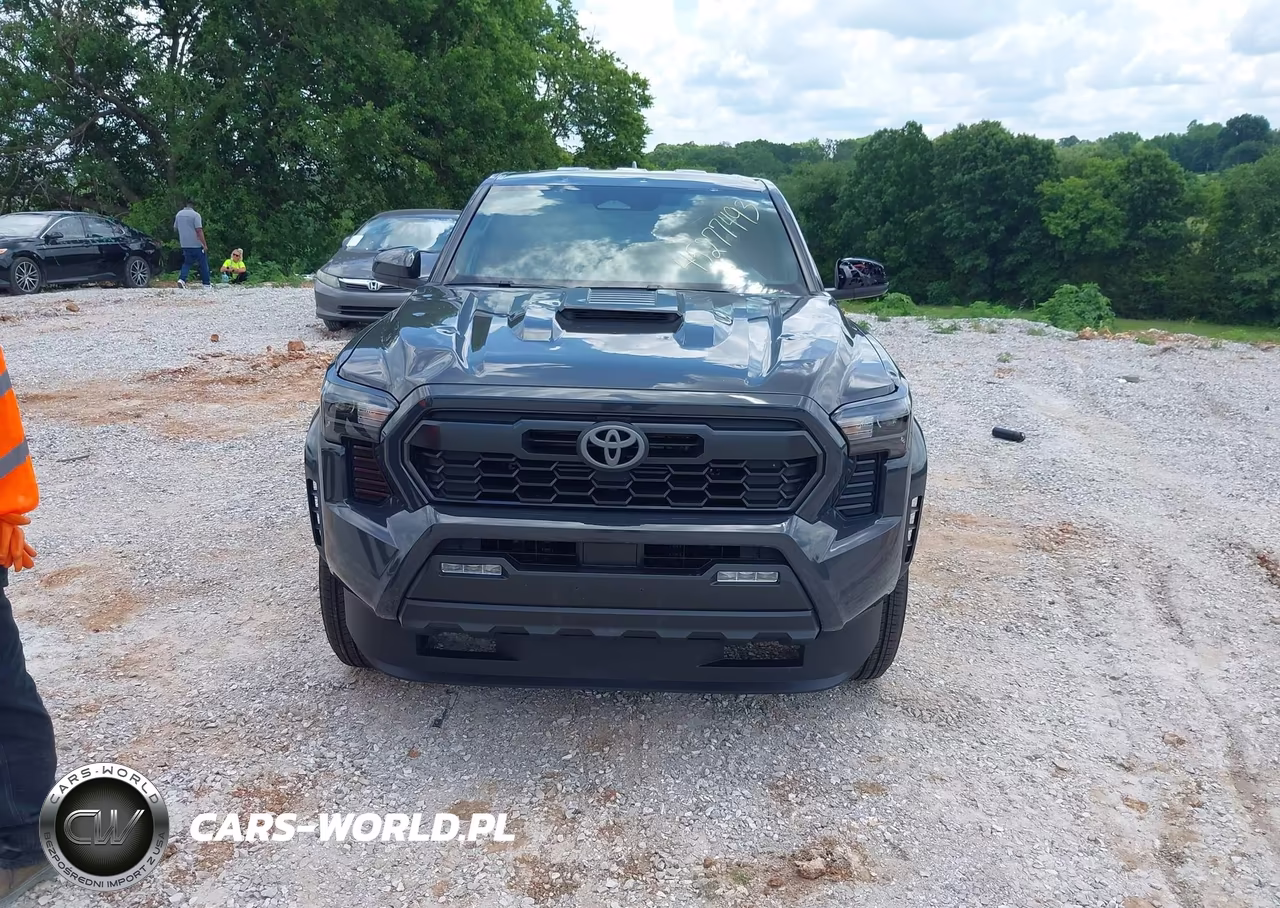 2025 Toyota Tacoma Trd Sport VIN:3TMLB5JN7SM096756 - 12
