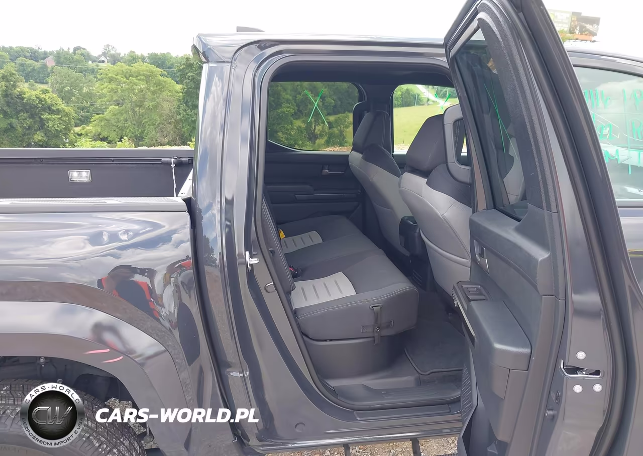 2025 Toyota Tacoma Trd Sport VIN:3TMLB5JN7SM096756 - 8