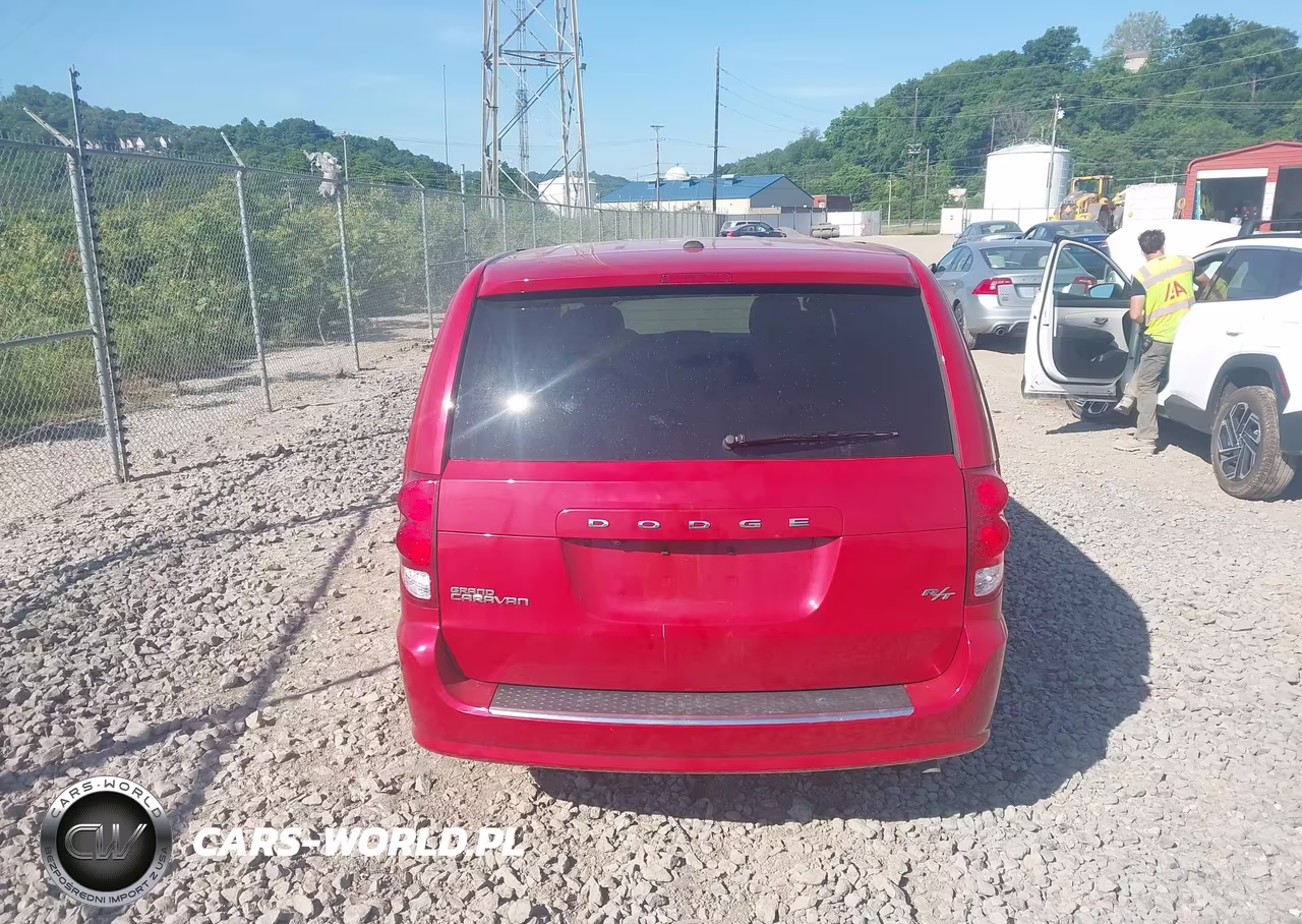 2016 Dodge Grand Caravan R-T VIN:2C4RDGEG0GR102537 - 17