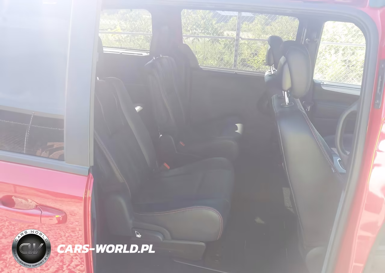 2016 Dodge Grand Caravan R-T VIN:2C4RDGEG0GR102537 - 8