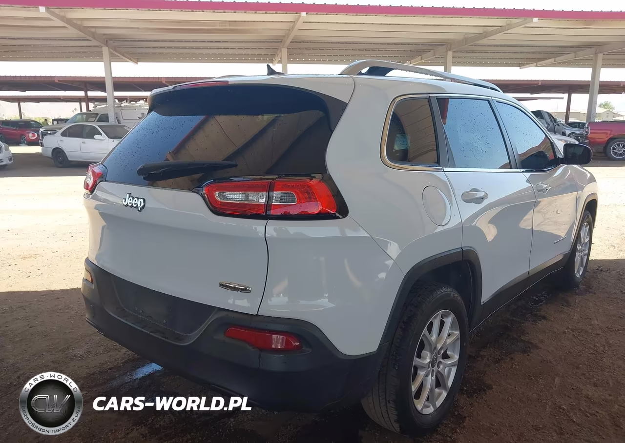 2014 Jeep Cherokee Latitude VIN:1C4PJLCB4EW155004 - 4