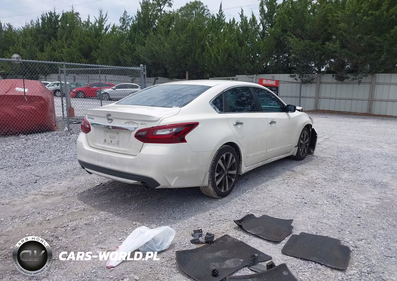 2017 Nissan Altima 2.5 Sr VIN:1N4AL3AP6HC165656 - 4
