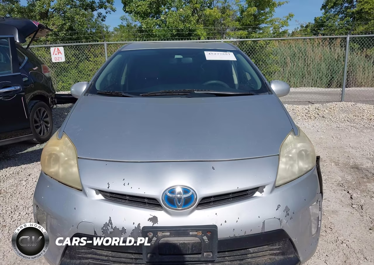 2013 Toyota Prius Two VIN:JTDKN3DU0D5546234 - 12