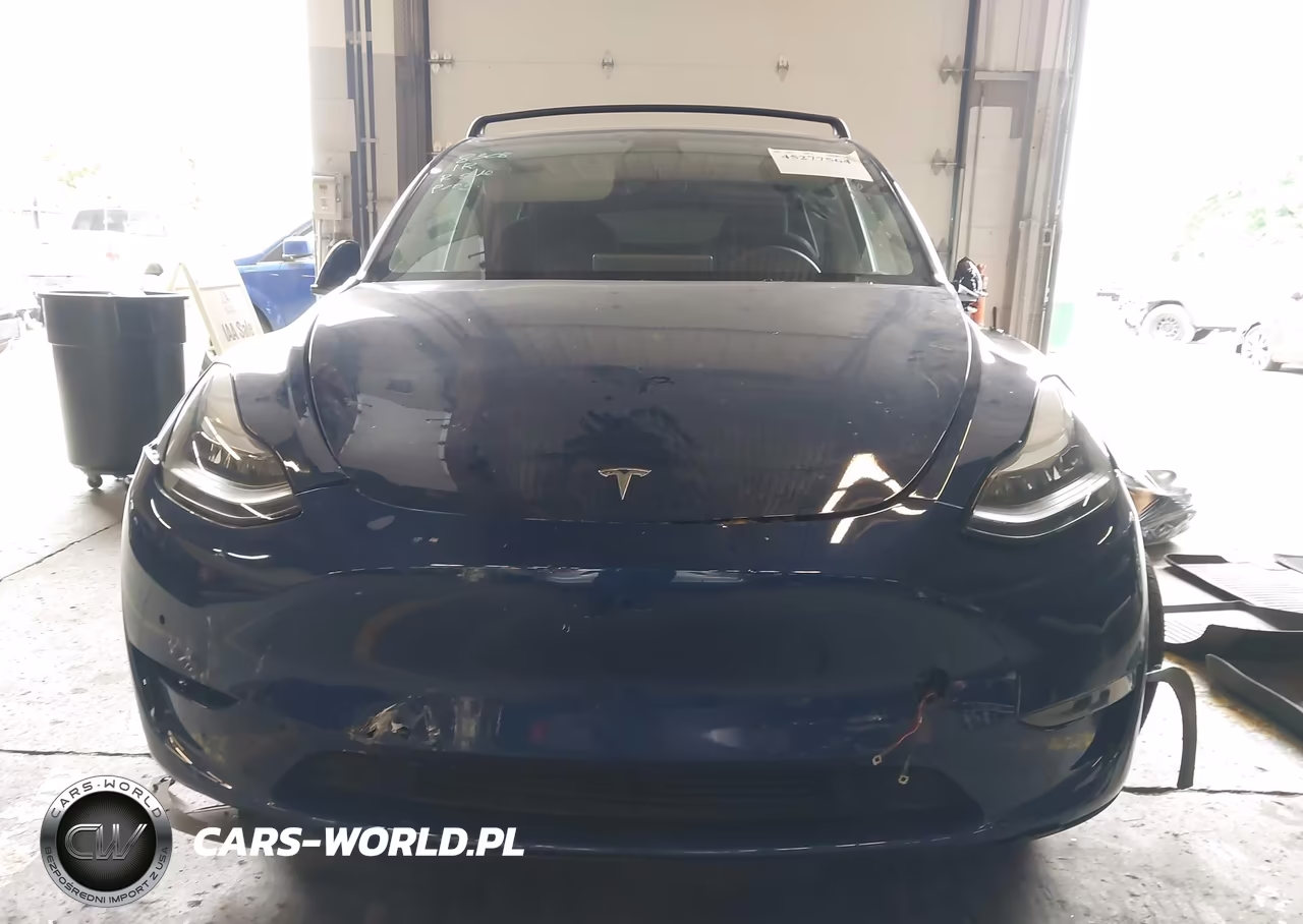 2022 Tesla Model Y Long Range Dual Motor All-Wheel Drive VIN:7SAYGDEE8NF428579 - 11