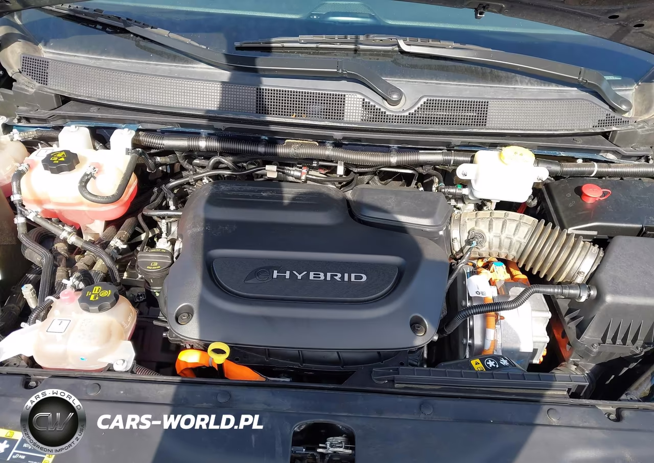 2022 Chrysler Pacifica Hybrid Touring L VIN:2C4RC1L76NR184225 - 10