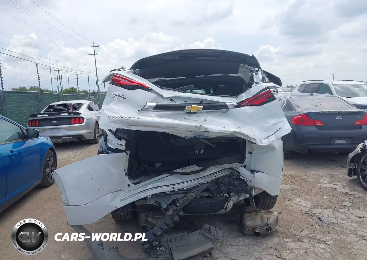 2023 Chevrolet Traverse Fwd Premier VIN:1GNERKKW6PJ330388 - 16