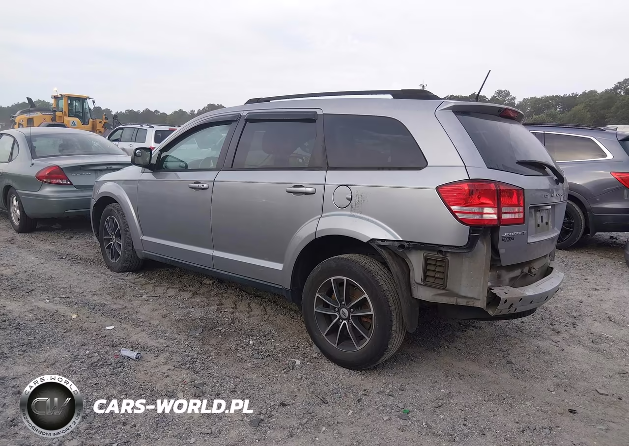 2018 Dodge Journey Se VIN:3C4PDCABXJT513152 - 3