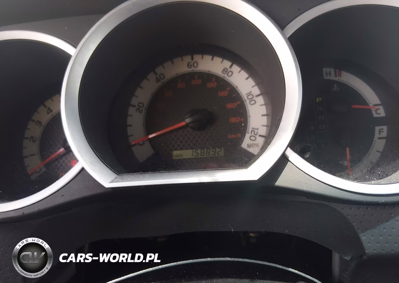 2015 Toyota Tacoma Base V6 VIN:5TFLU4EN0FX112388 - 15