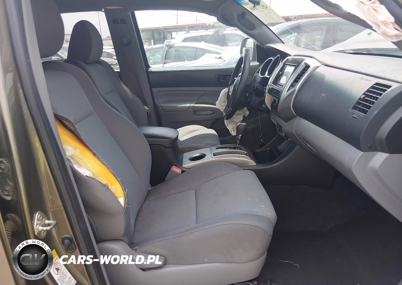 2015 Toyota Tacoma Base V6 VIN:5TFLU4EN0FX112388 - 5