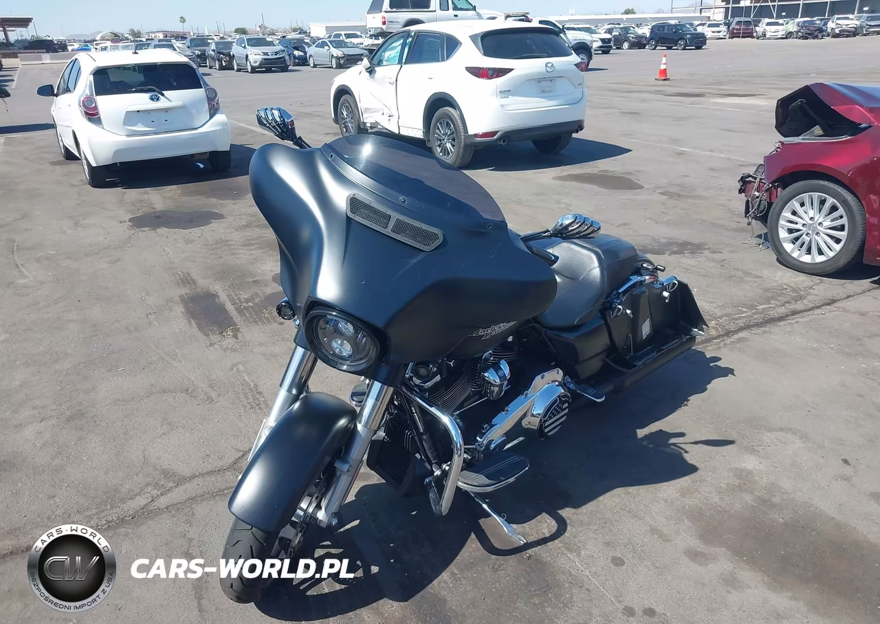 2017 Harley-Davidson Flhx Street Glide VIN:1HD1KBC14HB625479 - 2