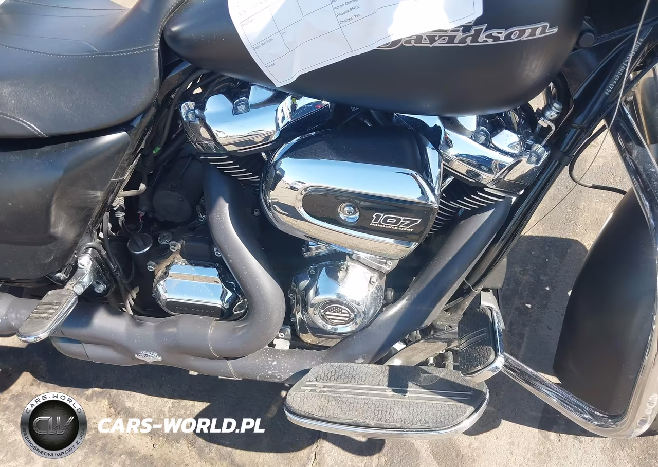 2017 Harley-Davidson Flhx Street Glide VIN:1HD1KBC14HB625479 - 8