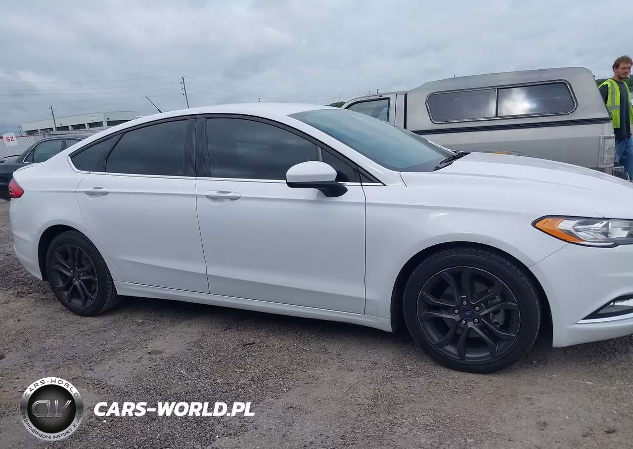 2018 Ford Fusion Se VIN:3FA6P0HDXJR231900 - 13