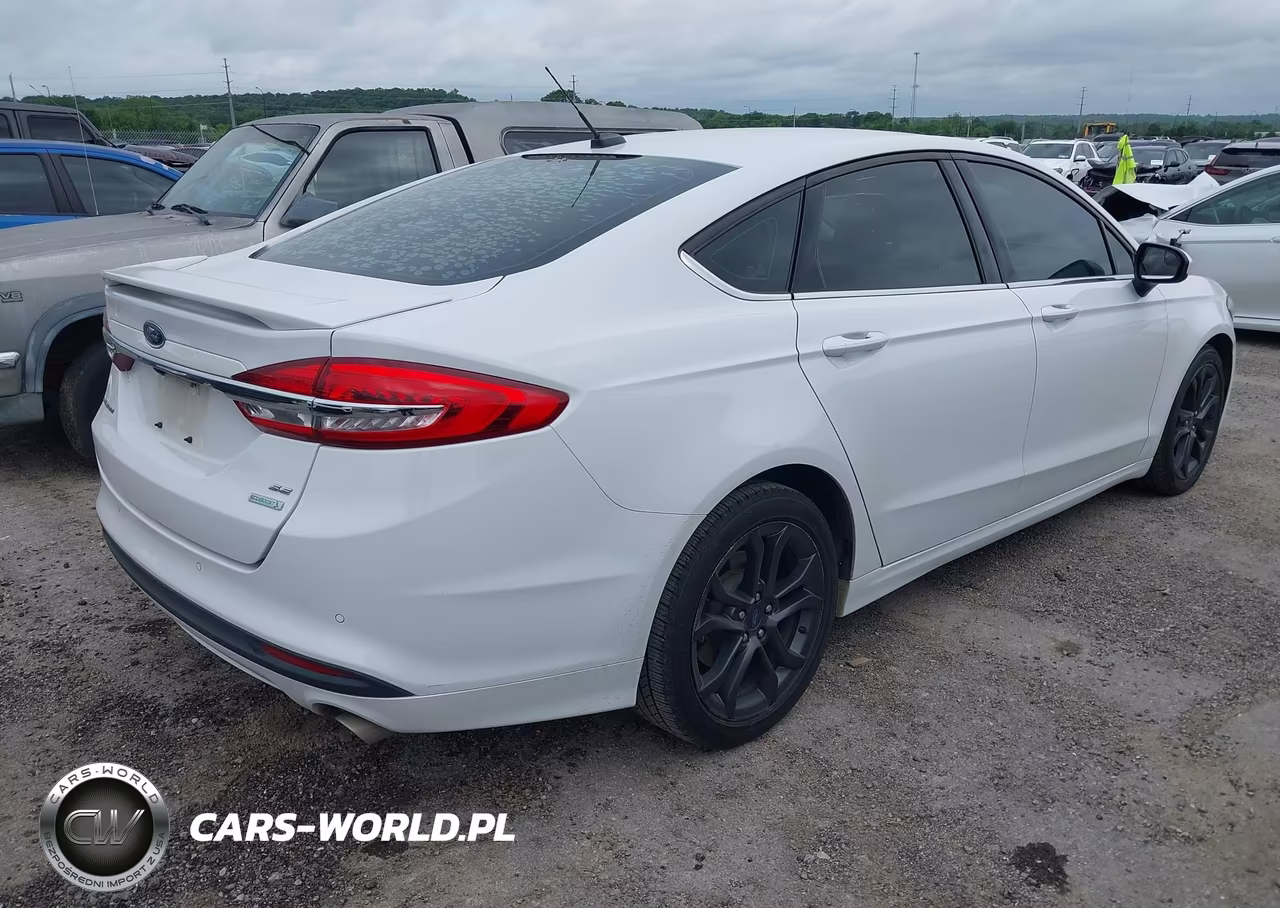 2018 Ford Fusion Se VIN:3FA6P0HDXJR231900 - 4
