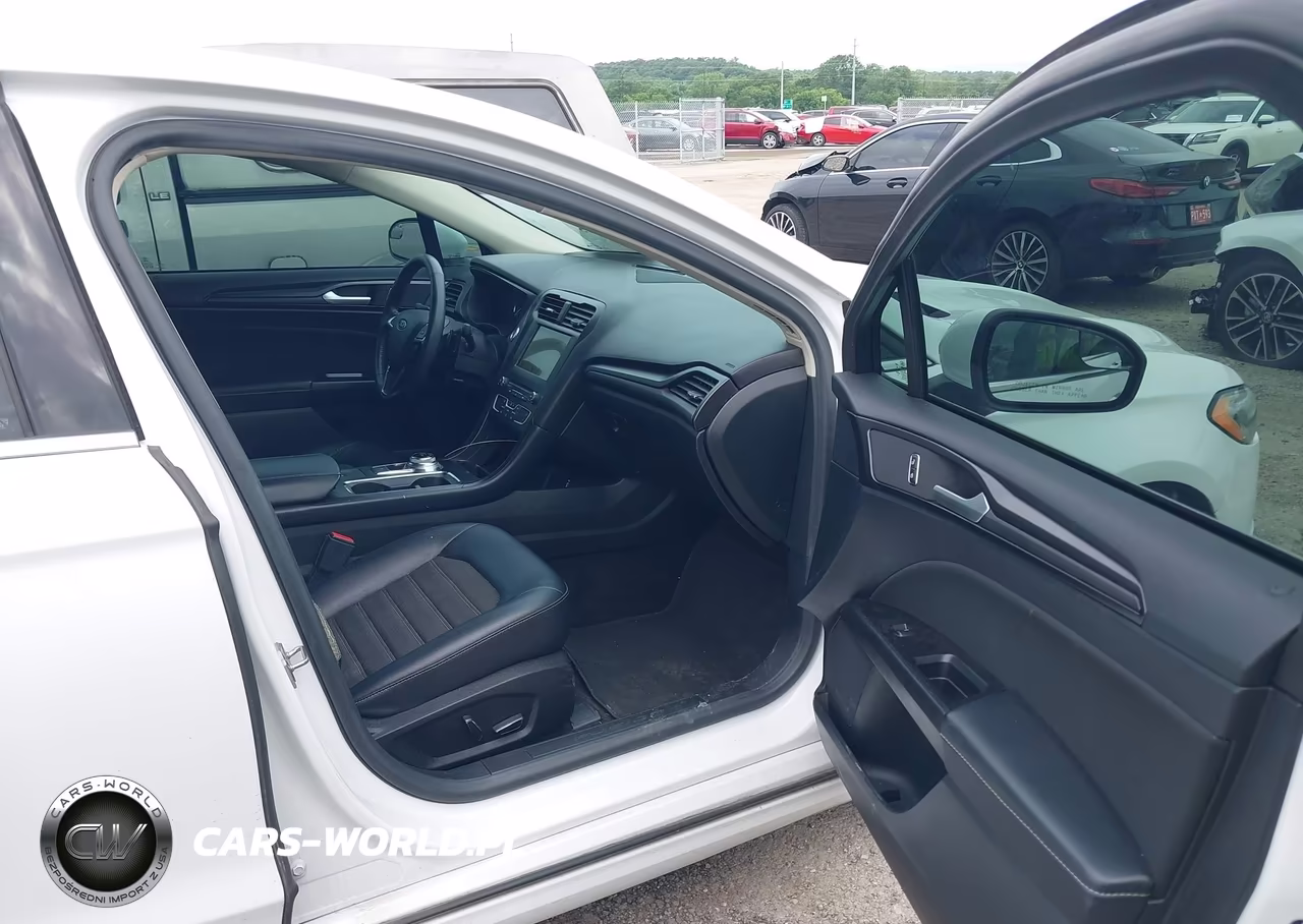 2018 Ford Fusion Se VIN:3FA6P0HDXJR231900 - 5