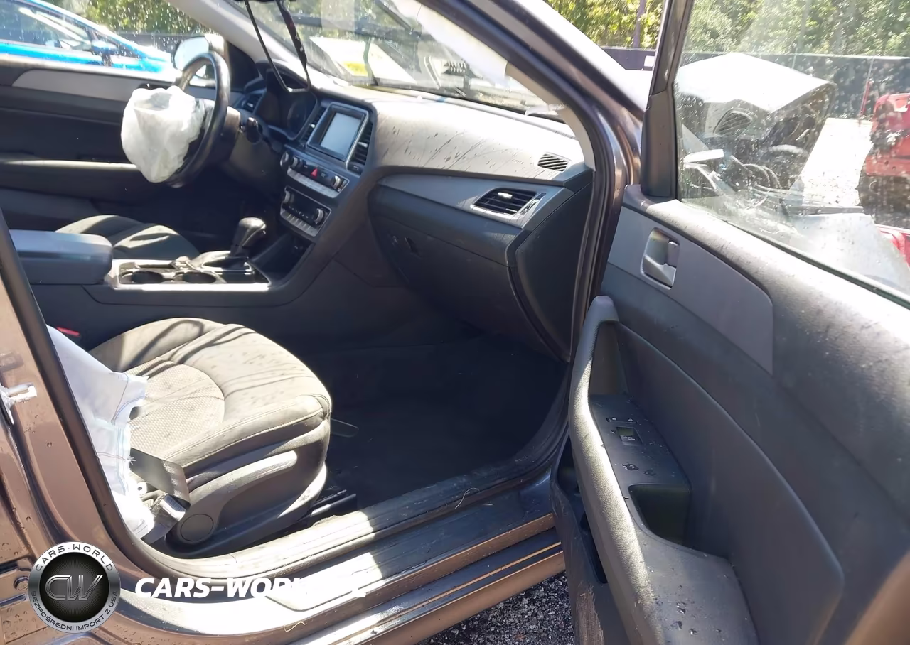 2019 Hyundai Sonata Sel VIN:5NPE34AF3KH735830 - 5
