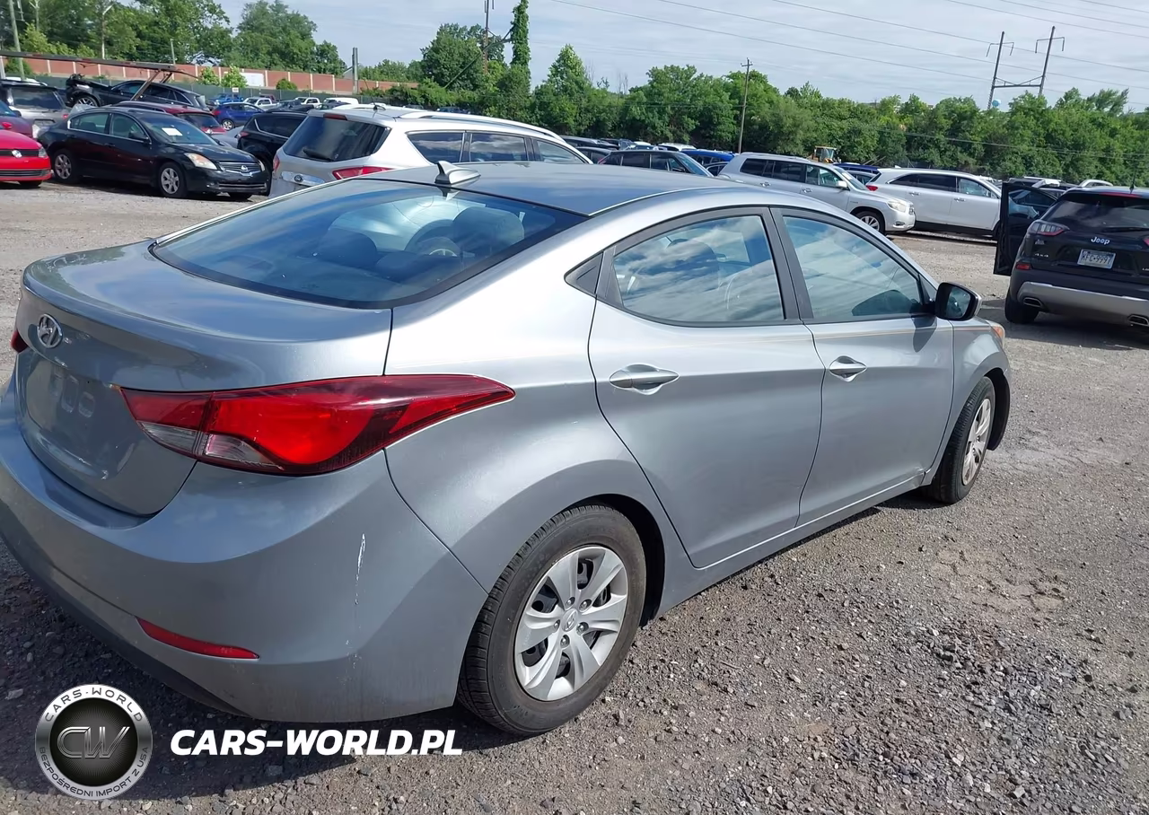 2016 Hyundai Elantra Se VIN:KMHDH4AE3GU543742 - 4
