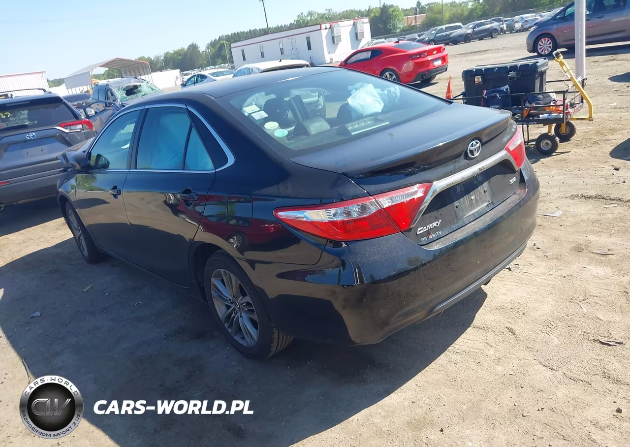 2017 Toyota Camry Se VIN:4T1BF1FK5HU781149 - 3