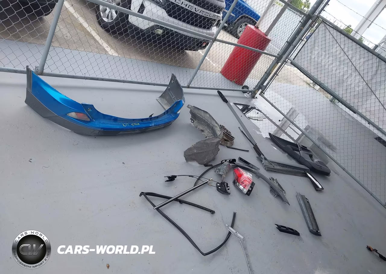 2018 Toyota Rav4 Le VIN:JTMZFREV3JJ178463 - 12