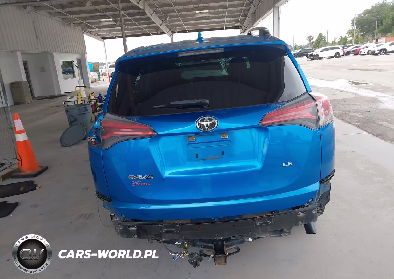 2018 Toyota Rav4 Le VIN:JTMZFREV3JJ178463 - 17