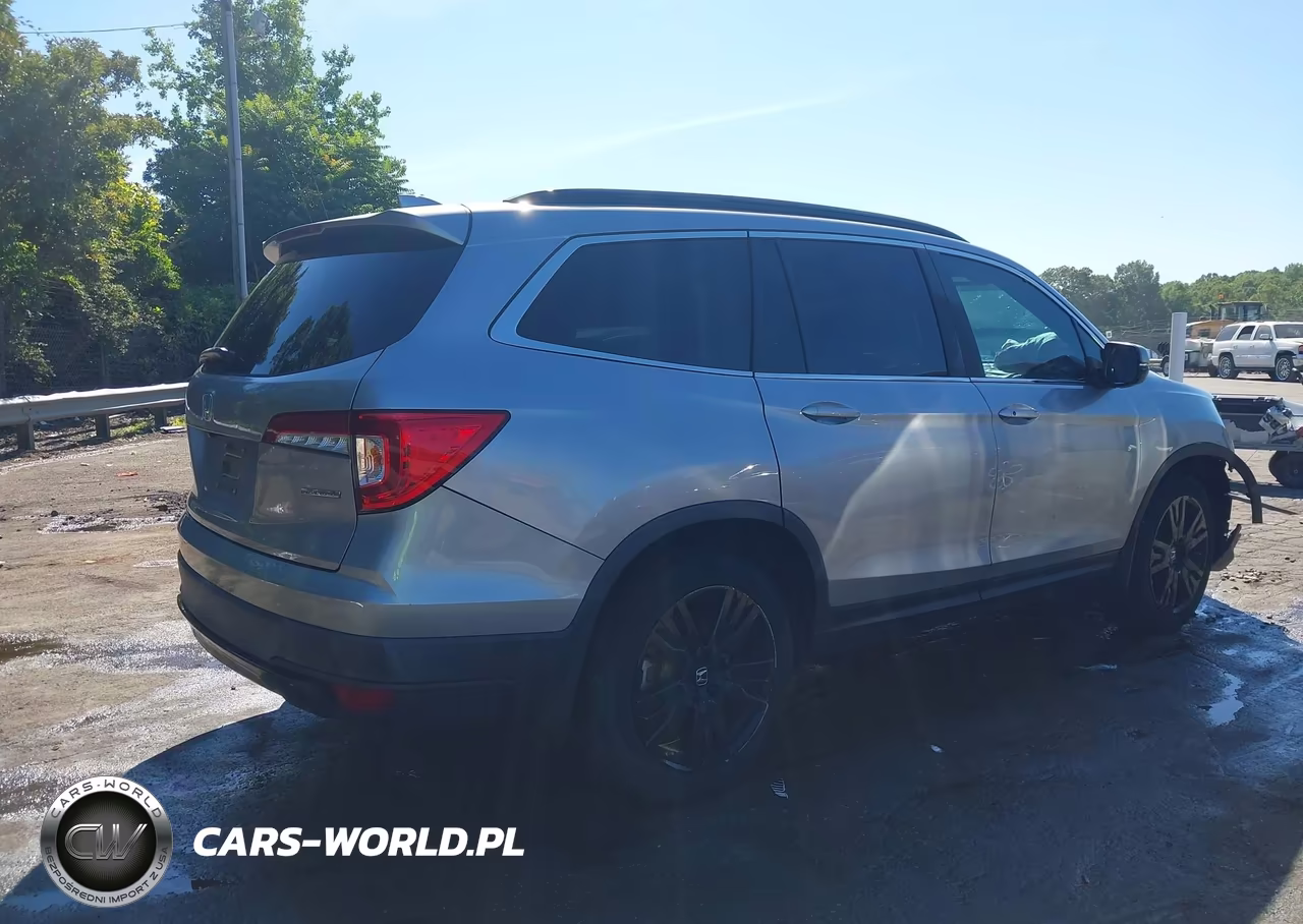 2021 Honda Pilot 2Wd Special Edition VIN:5FNYF5H26MB012374 - 4