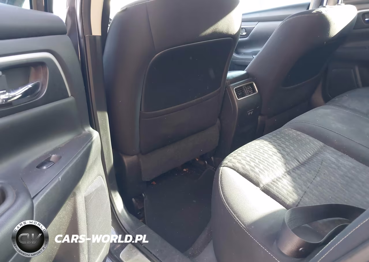 2018 Nissan Altima 2.5 Sv VIN:1N4AL3AP1JC225350 - 8
